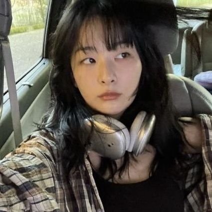 esbi19wrld's profile picture. 'di magwawakas tila parirala ⊹ @justintdedios ᡣ𐭩