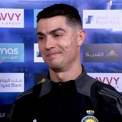 ريال مدريد إلى الأبد ❤️
النصر 💛💙
كريستيانو رونالدو الأعظم عبر العصور 🐐