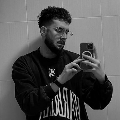 Baterista y fotógrafo | Estudios Ingleses UMU / Agencia Tributaria RM