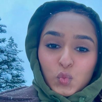 j_conn01's profile picture. 