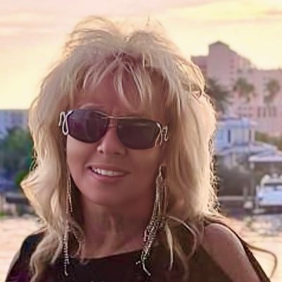 Didi4Eveeeeer's profile picture. Backup Account for @DIDIMARINOV😝 Bc you never fcking know #ProudMomOfUSAVet 🇺🇸