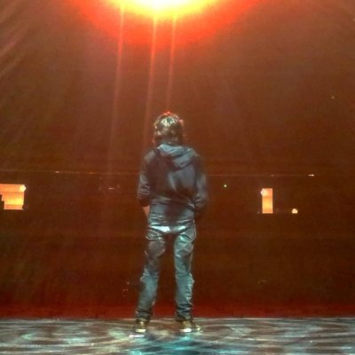 Compositeur de musique chiptune - Passionné de VGM - Adorateur de la saga Professeur Layton, Dishonored, Red Dead Redemption et des créations de Fumito Ueda.