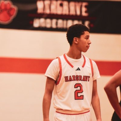 Hargrave Military Academy VA 2026 | Dual sport athlete 🏀🏈 | PG/SG | DB/WR | 6’1 145lbs | rnash352007@gmail.com | 📲 8455373490