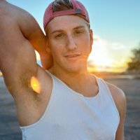public fun (@hayespublicvids) 's Twitter Profile Photo