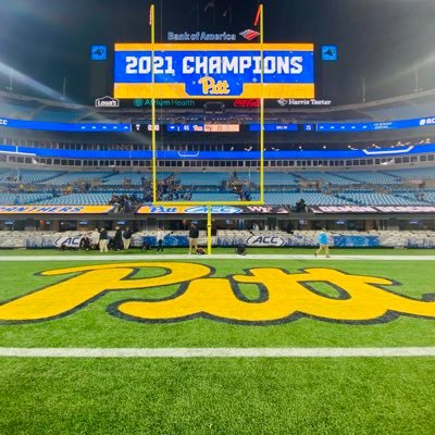 ✌🏻& 🩶 • H2P • #ThunderUp • #LetsGoBucs • #LetsGoPens • #HereWeGo •