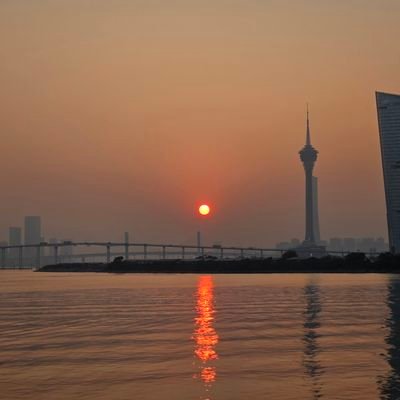 LouisGames126's profile picture. Hello, I'm Louis!
It's very nice to meet you.