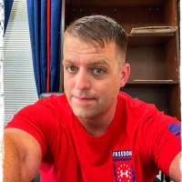 Andrew Lynch (@lauranfee_) 's Twitter Profile