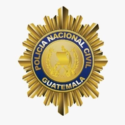 La Policía Nacional Civil inició operaciones en 1997, su teléfono de emergencia es 110