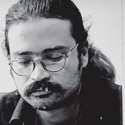 Fazel_etminan's profile picture. کودکی در حال جست و جو