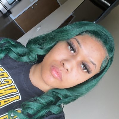 📍 Naptown 317 | IG | Kiaranicole317 | In my own world 😌 Sports Gambler 💰 Trucker Life 😎