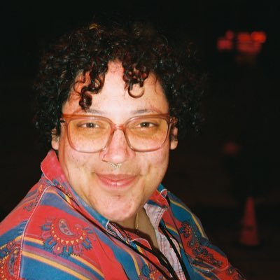 grownands3xy's profile picture. 