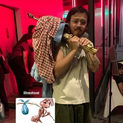 sedumguy's profile picture. he/him
sodom