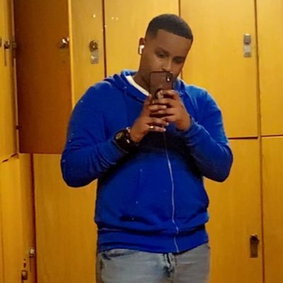 ymy_21's profile picture. أشهد أنّ لا اله الا الله و أشهد أنّ محمدًا رسول الله 🇸🇴🇦🇪