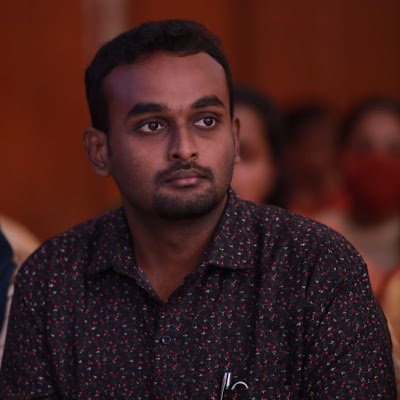 eeesurya's profile picture. 