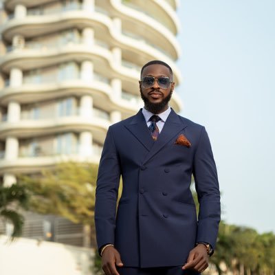 Passionate about men’s fashion and lifestyle. Actor. Entrepreneur. Event host. Official fan page: @CregxForce #YemiCregx #CregxForce💪🏾