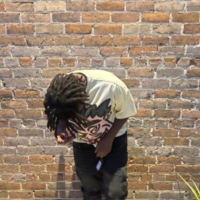 YFEEIIN's profile picture. Dolo