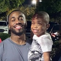 Steph Morris (@morr12s) Twitter profile photo