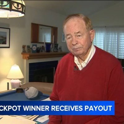 Winner of the latest Powerball Jackpot of $44 million. Giving back to the society by paying all debt/loans and mortagage #AmericaFirst #Payitforward 🇺🇸