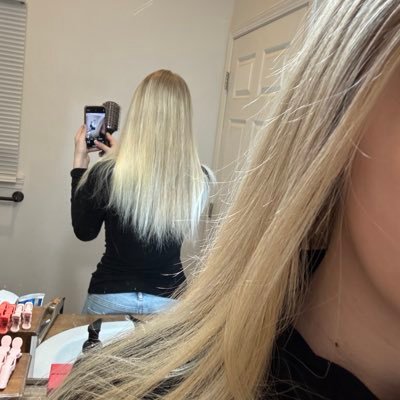 Briar865599's profile picture. 