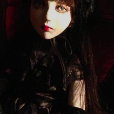 あなたの魂を解放へと誘います。Fortune teller Chloe🔮〜since 2004〜🔱 https://t.co/CgG8X7EJ7s