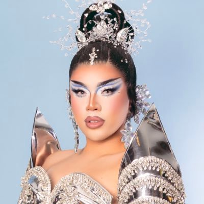 ✨toronto superstar✨ just like the one in the sky. filipina & scottish🇵🇭🏴
