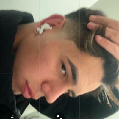 YuriRickelme's profile picture. just for friends