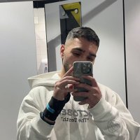 ... (@vvh9vi) 's Twitter Profile