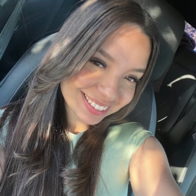 victoriaav__'s profile picture. 