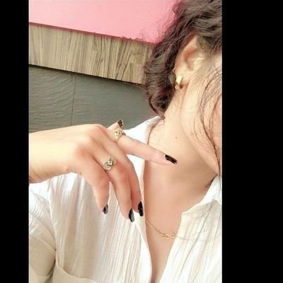 Anjuu🖤 Profile