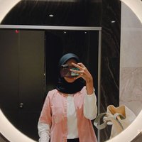 izah (@dutaketindihan) 's Twitter Profile