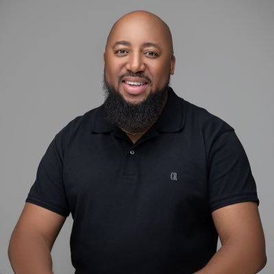 Dj/Presenter & Music Compiler @lesedifm Catch Me Every Saturday from 9am to Midday for Lesedi Top 30 Charts 🎶 BOOKINGS: 081 4000 926