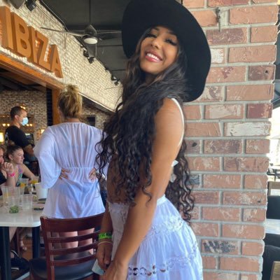 KattyMille37107's profile picture. 