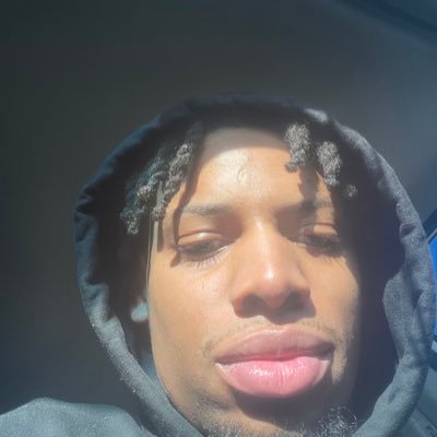 414📍Father of Nola💛Anti-Social 🖤 This shit for fun 😂 6’5