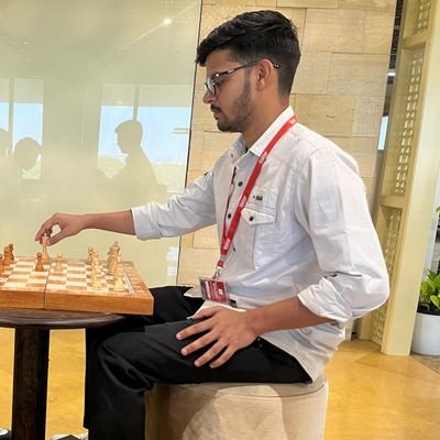 iSourabhKourav's profile picture. SDE | Spring boot | Curiosity