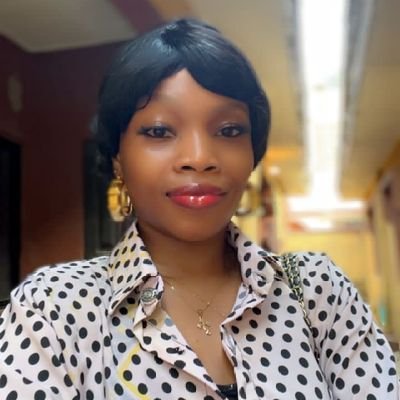 A lady with dignity. Wizkid FC Stan🦅, Man-Utd Fans 🔴🔴 , A Barbz 🦄🎀👑, CR7 🐐❤️.