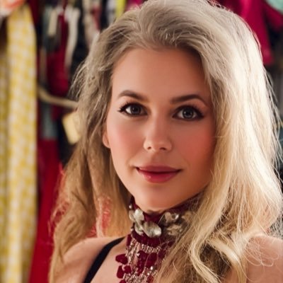 TV Host, Photo Double,Nashville’s 25 Most beautiful in 2007. Master’s https://t.co/uo3Ihj4PQZ is my PT after spine surgery.55.Researcher. NO unverified celebs/DMs
