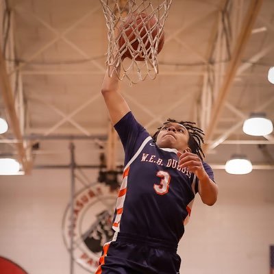 2027 - 6’2 PG - W.E.B Dubois Academy and Midwest Basketball Club 3SSB AAU! 🏀 contact: by DM or Father @BBICoachA