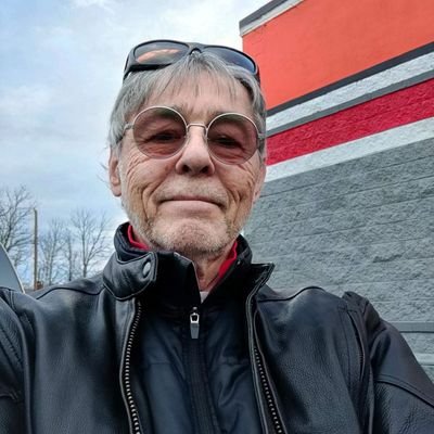 Ex aircraft mechanic/bicyle professional
/philosopher
🚫porn/scams- 🚫no ai messaging please (how would i know? )