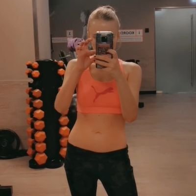 trashpostingx's profile picture. I like memes.