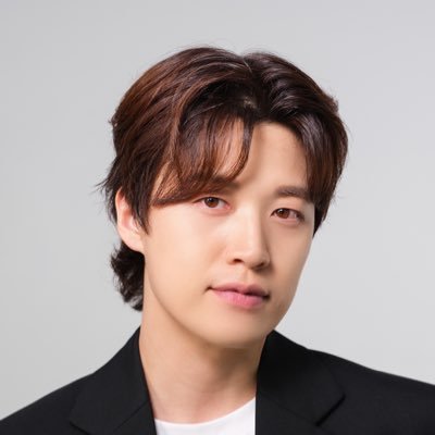 THE ONLY WAY FORWARD そして Jiny😄 Instagram →Jinstar Singer , MC , Actor