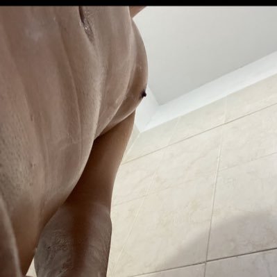 MTY NL 21 aƱos, en busca de parejas, maduritas y chicas unicornio, No GAYS PORFAVOR Nuevo en el ambiente TrĆos HmH, MhM, gandbang