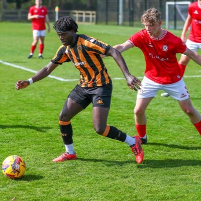 JackTopley11's profile picture. footballer @hullcity 🇹🇿 18