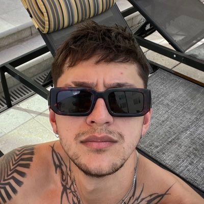 crea__c's profile picture. 