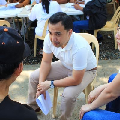 jrmigrino's profile picture. dreamer doer tired