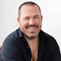 Matthew David Renner (@socialmattr) 's Twitter Profile Photo Matthew David Renner (@socialmattr) 's Twitter Profile Photo