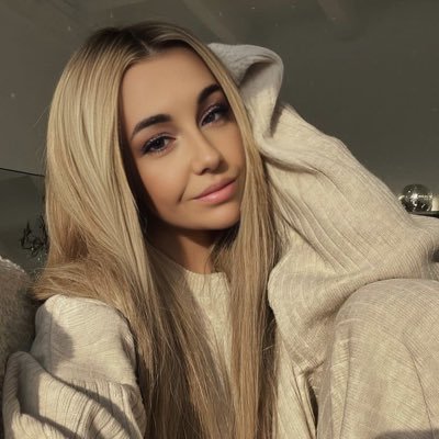 VALERIYA 🎀さんのプロフィール画像