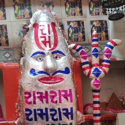 NewsLover7's profile picture. A PROUD BRAHMIN..Big Time Animal Lover Not So Huge Human Lover 🤪No DMs i don't check em anyways 😎 middle finger to all dog 🐕 haters