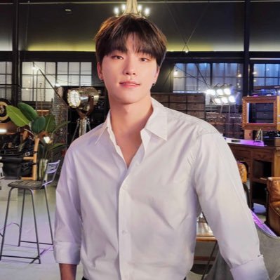 SVT 원우 민규 디노 SKZ 승민 현진 아이엔 TWS 신유 도훈 지훈 TBZ 상연 에릭 ZB1 박건욱 — เตนิว จิมมี่ซี ซีคีน