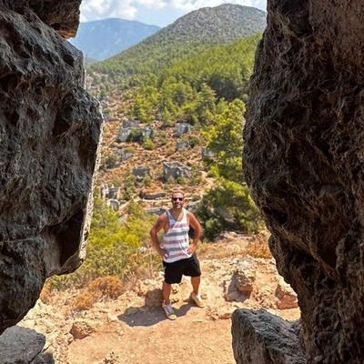 cursedjester's profile picture. 