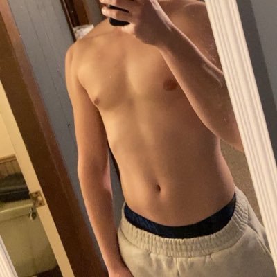 xxxxcam3ronxxxx's profile picture. m19 | m4f horny | want to sext | dms open